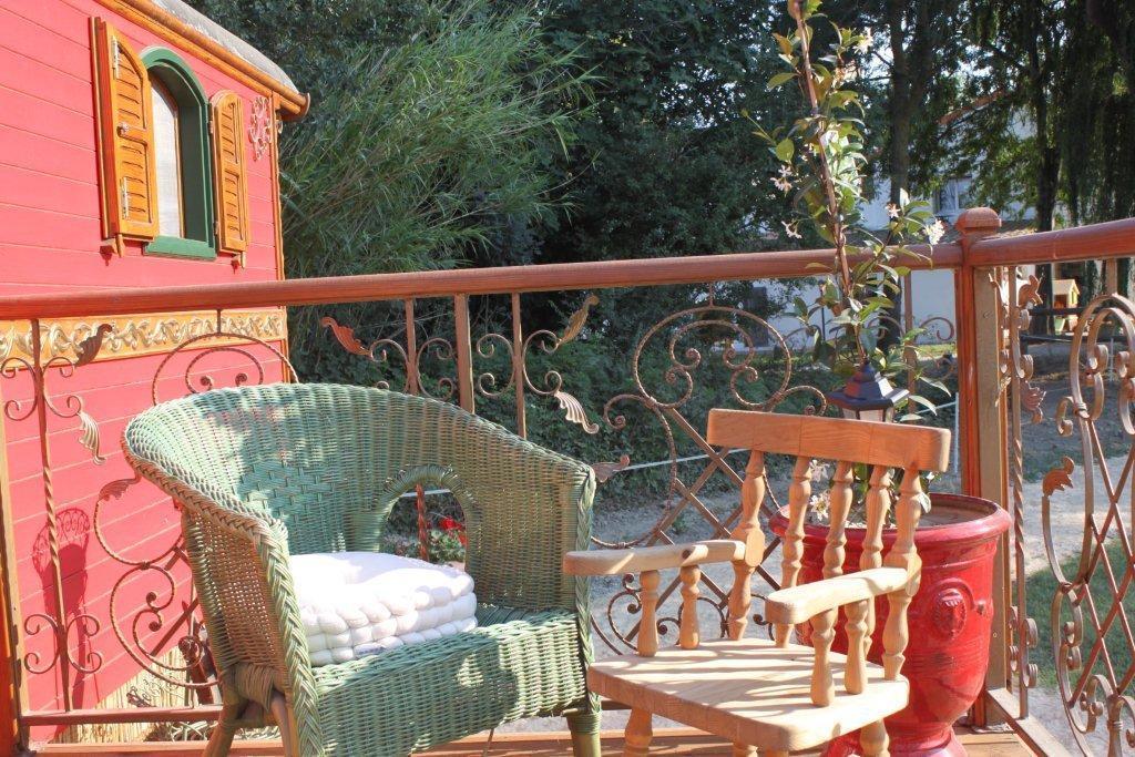 La Roulotte "Les Saintes" Bed and Breakfast Kamer foto